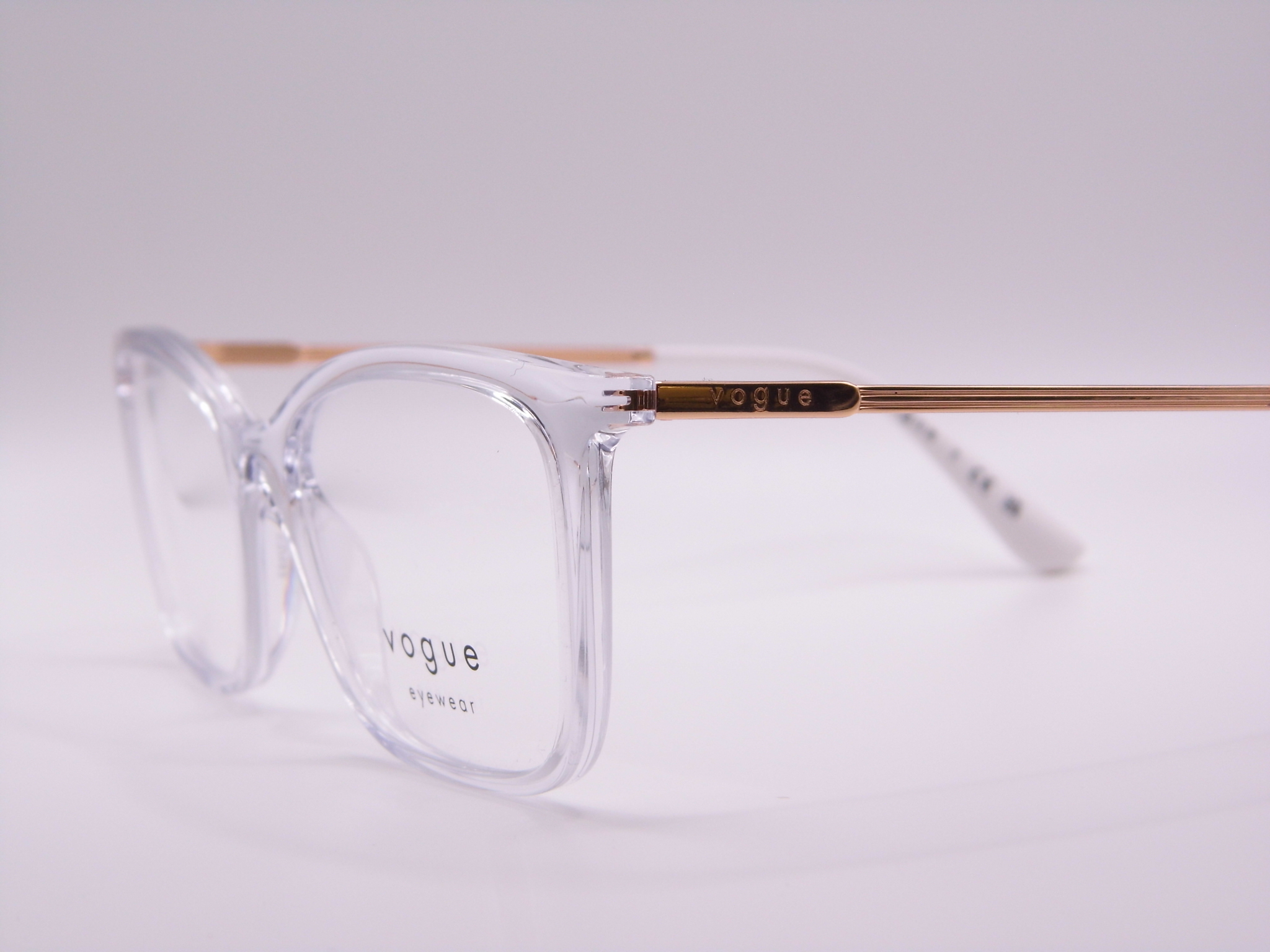 Vogue 5583 w745